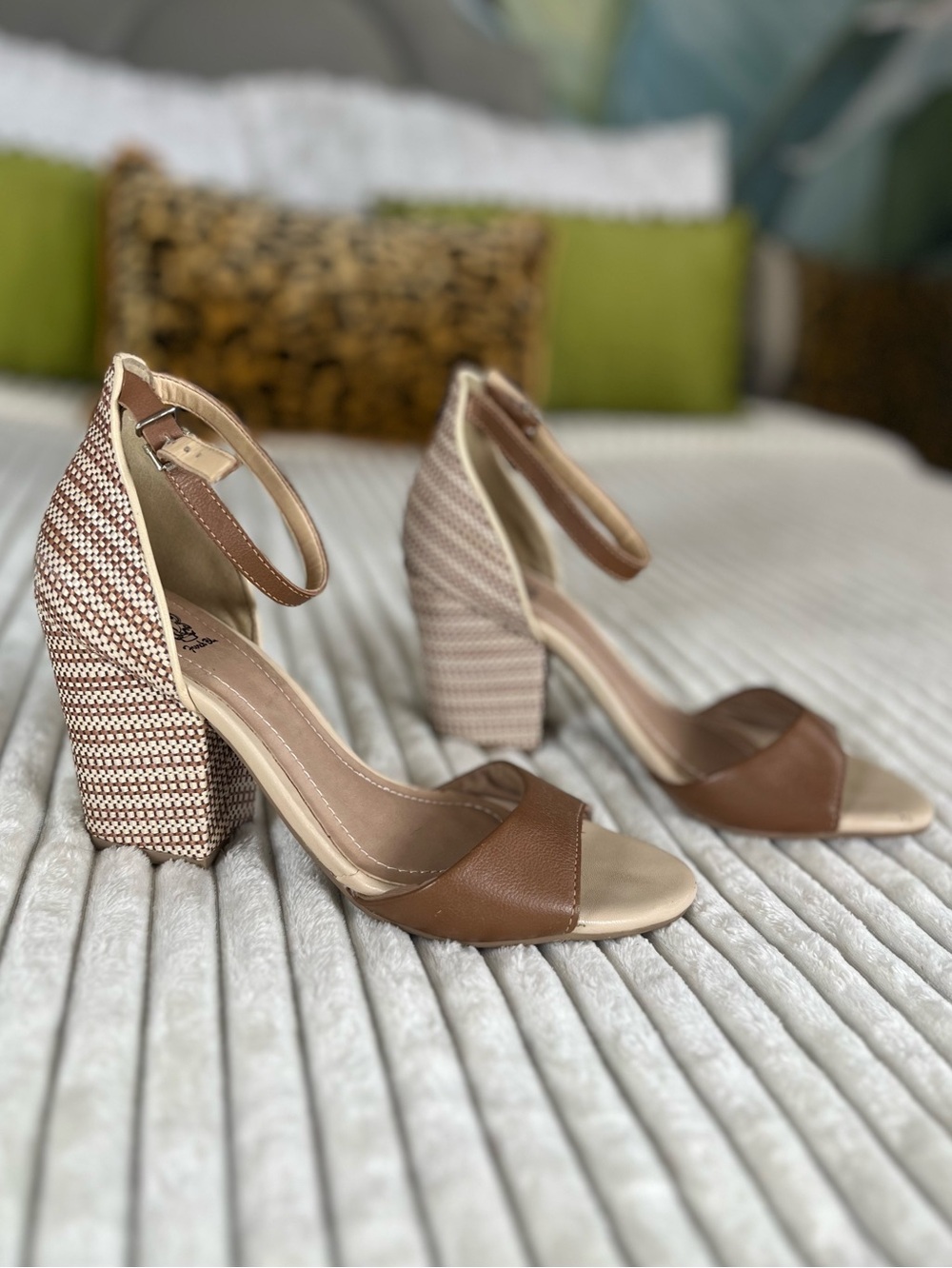 French Blu Brown Cream Ankle-Strap Block Heel Sandals Size 9
